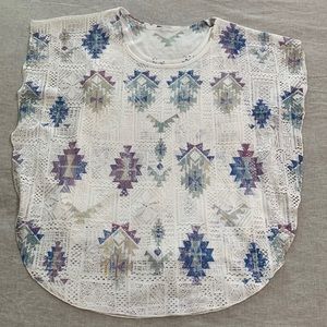 Women’s Tribal Print Top